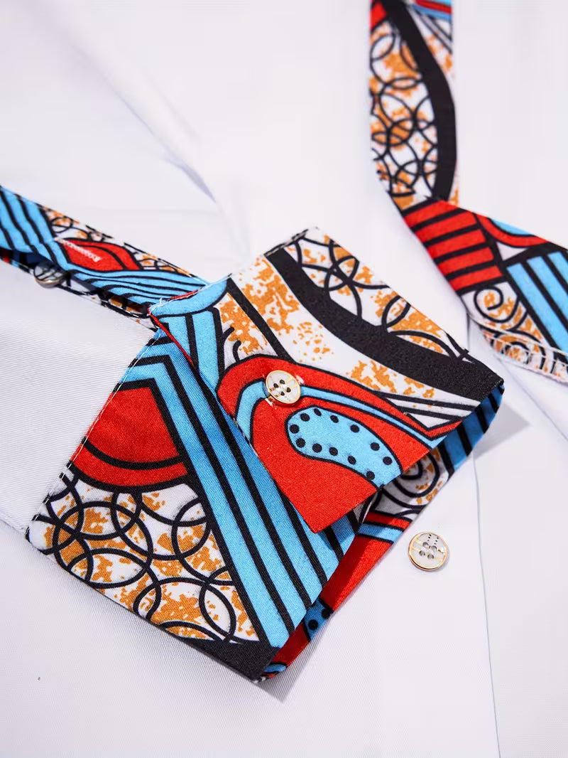 Chemise Homme Blanche Wax Africain – Détails Ankara Bleu & Rouge | L'île de Gorée